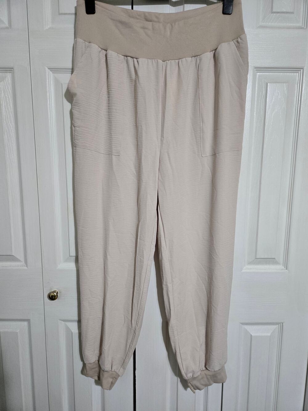 Zenana 3x women's sand beige woven joggers new with tags